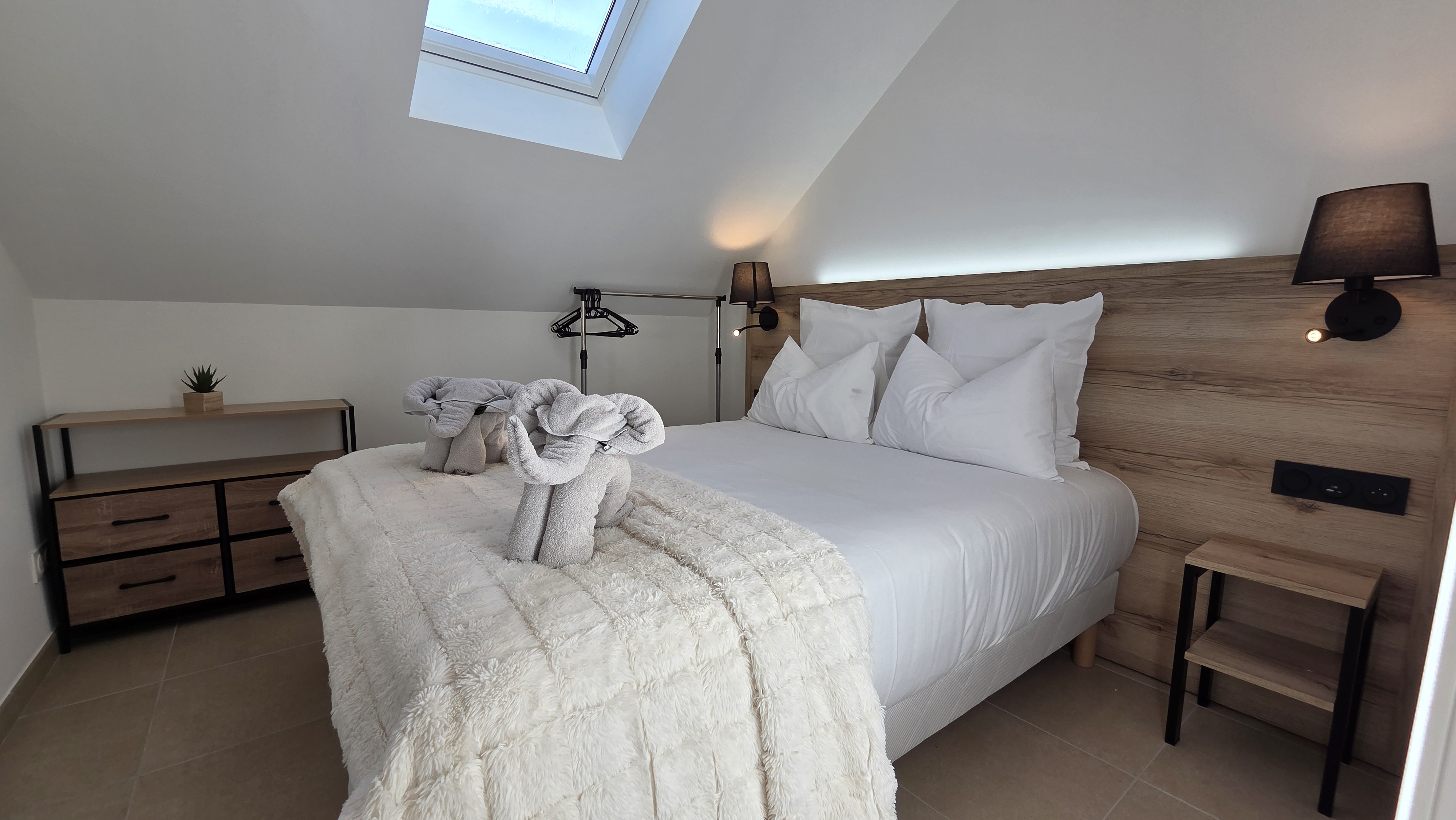 La chambre séparée — appartement G au 5 Lalo